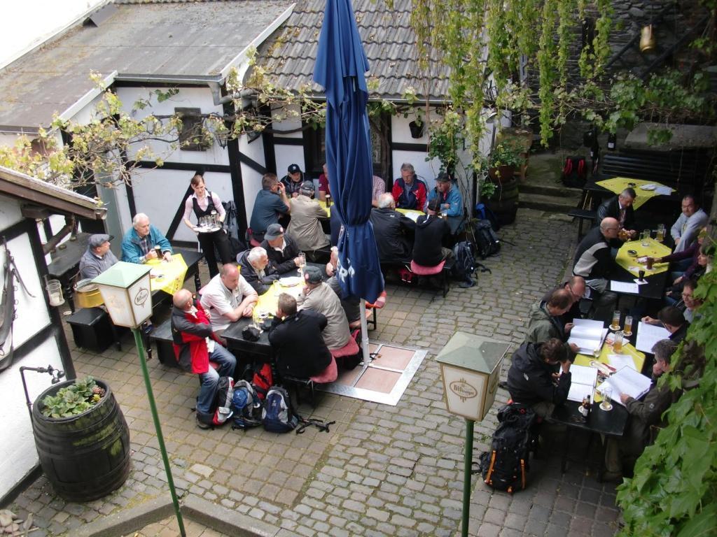 Landgasthaus Rosenhof Trechtingshausen Buitenkant foto